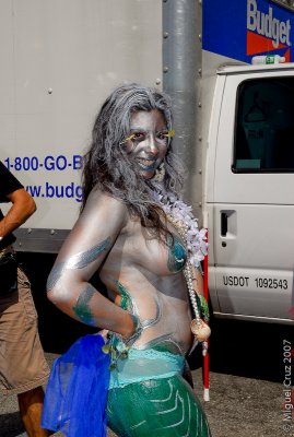 mermaidparade07-310.jpg