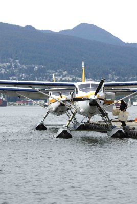 FloatPlaneTerminal_0070.jpg