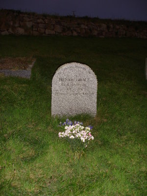 Headstone H Grace August 2007