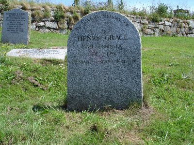 H Grace headstone July 2005