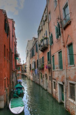 Venice waterway_1.jpg