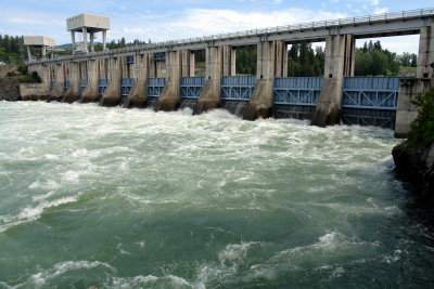 Albeni Falls Dam