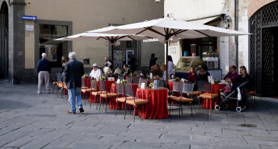Lucca Street Scene