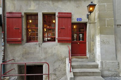 Door in Geneva's old town