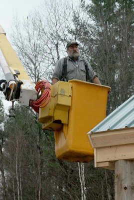 vault-32-bucket-truck.jpg