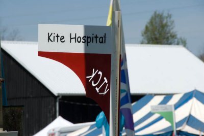 3 If your kite gets in trouble there's help.