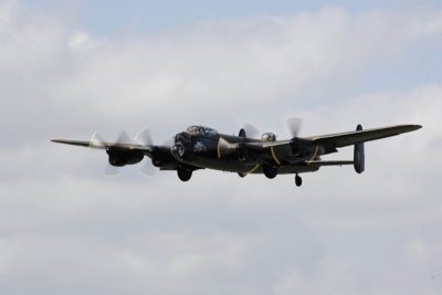 Avro Lancaster  PA 474