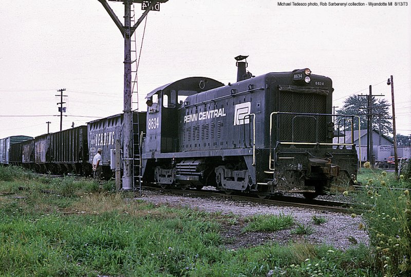 PC 8634 EMD SW900