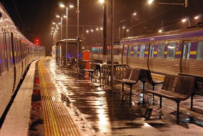 Wet Glen Waverley