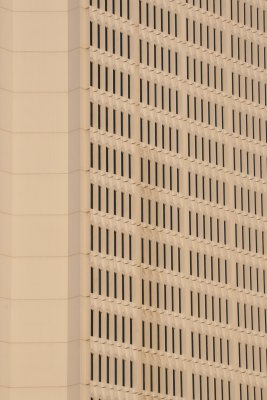 0817 28th October 06 Skyscraper Dubai.JPG