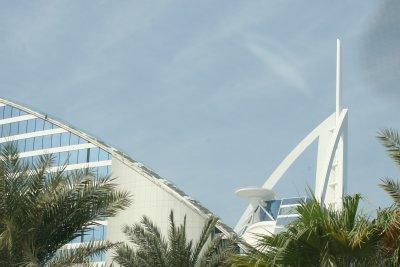 Jumeirah Beach and Burg Al Arab Dubai.JPG