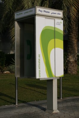 1611 28th December 06 Etisalat Phone Box.JPG