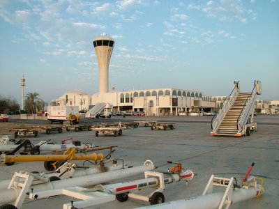 0544 5th November 06 Towbars Sharjah Airport.JPG