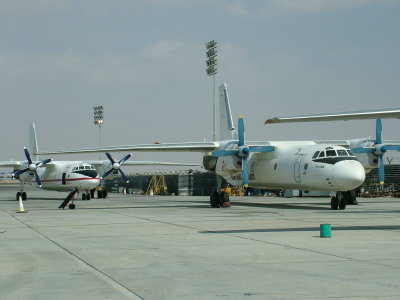 1202 17th December 06 AH-266 Sharjah Airport.JPG