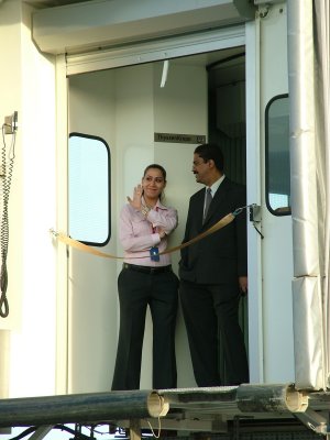 1552 18th January 07 Lina waiving off a flight.JPG
