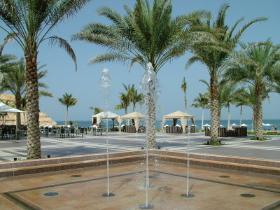 Fountain Shangri La Muscat Oman.JPG