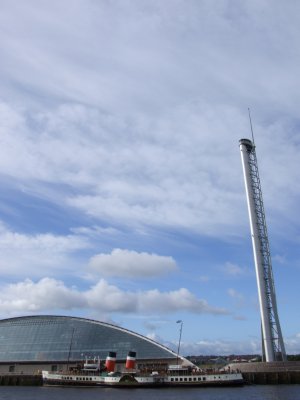 Glasgow Science Centre and Waverley Steamer.JPG
