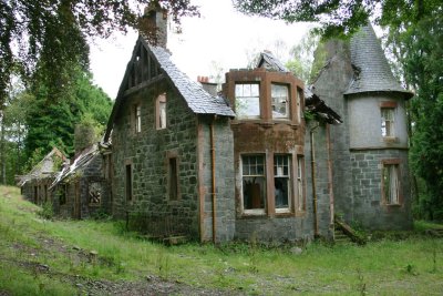 Derelict house in Trossachs