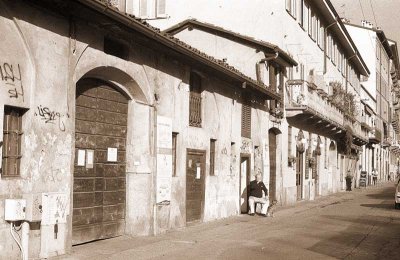 Naviglio033 b&w copy.JPG
