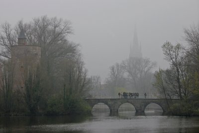 Minnewater in de mist