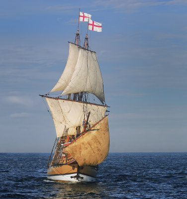 Mayflower II Full Sail