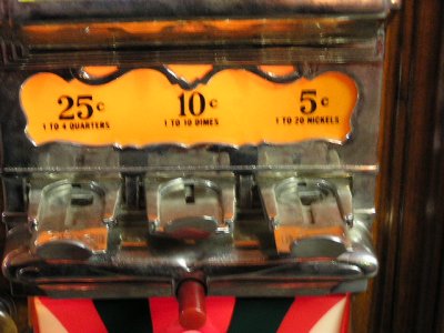 850 Coin Slots