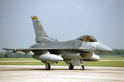 F-16C-19-TFS-AMU.jpg