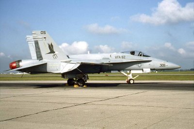 F/A-18C--VFA-82--163448.jpg