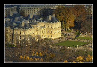 Le Palais du Luxembourg et son jardin.(crop)
