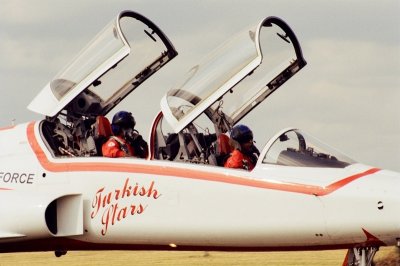 Trk Csillagok piltk - Turkish Stars pilots.jpg