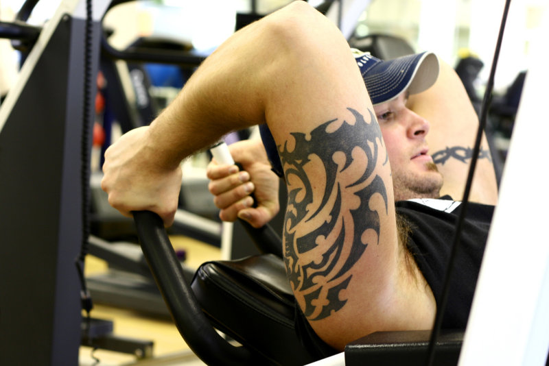Jim works out