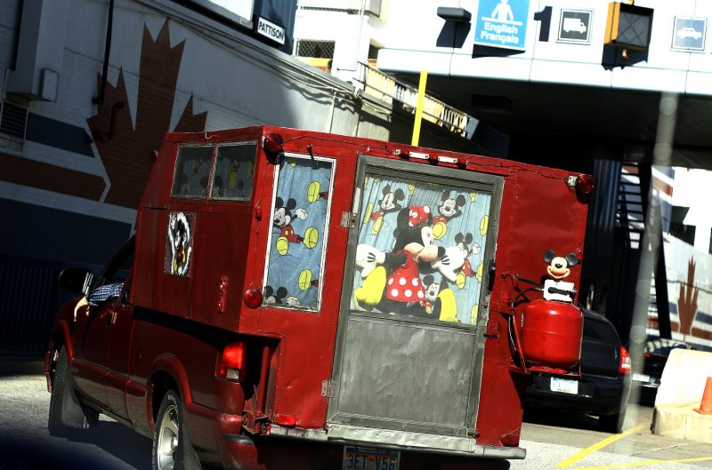 Mickey Mouse comes to Canada