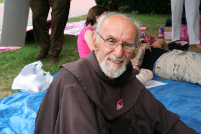 Fr. Louie Vitale, longtime peace activist