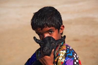 Bedouin boy_MG_4748-1.jpg