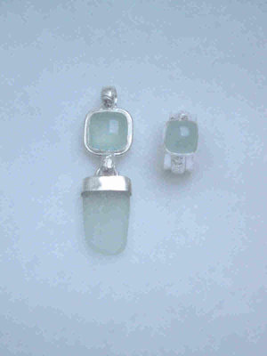 This aquamarine & beachglass pendant and ring set is so pretty I've kept it for myself.