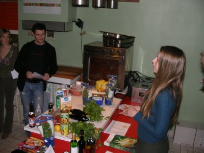 Vegan tapas Febr 07 Profi explicatie van EVA