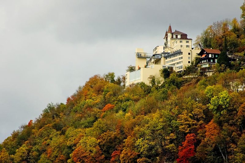Hotel on the hill, Montreux