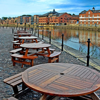 Round tables and river, York