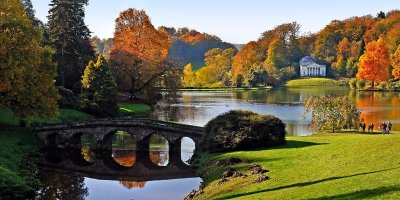 Bridge and temple, Stourhead (2154)