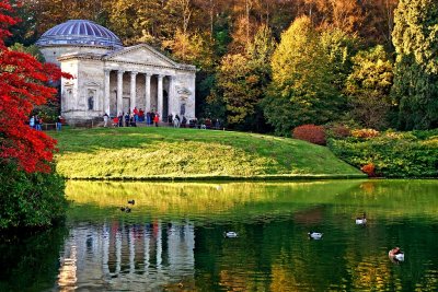 The Temple of Apollo, Stourhead (5929)