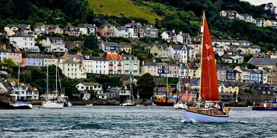 Sailing out of Dartmouth