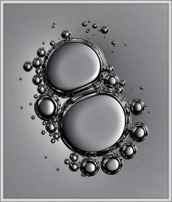 Soap Bubbles (Challenge Black/White)
