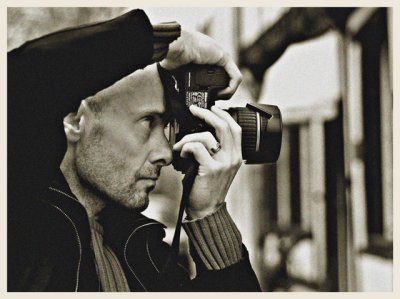 The Photographer (Challenge: Image Grain)