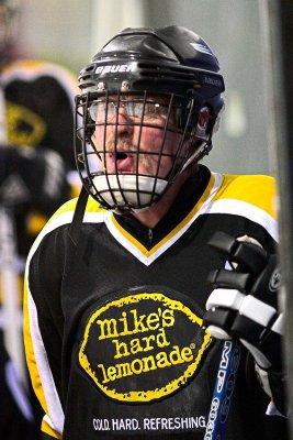 Hockey428-2 crop.jpg