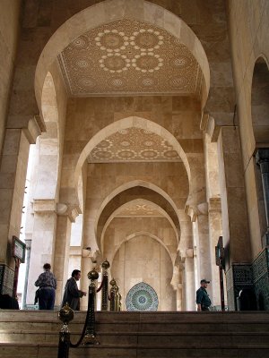 015 Casablanca - Hassan II Mosque - Up to entrance.JPG