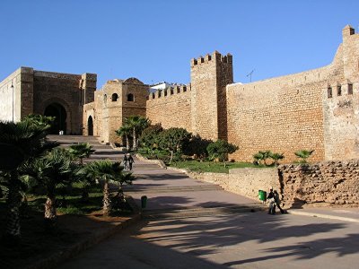 036 Rabat - Chellah walls.JPG