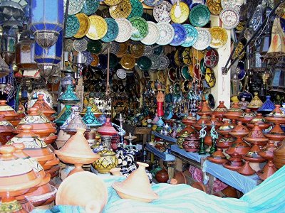 034 Meknes - Moroccan pottery.JPG