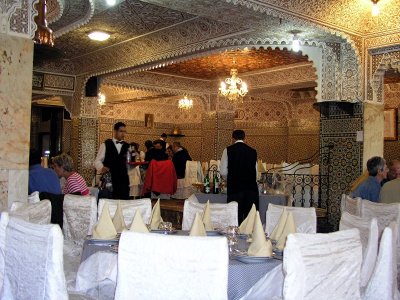 047 Lunch enroute to Fez.JPG