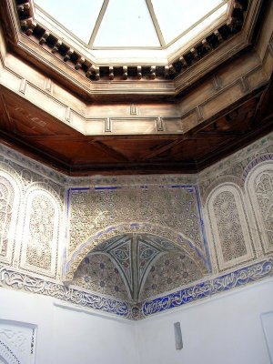 041 Sahara - Museum ceiling.JPG