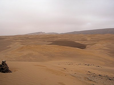 083 Sahara - Road marker.JPG